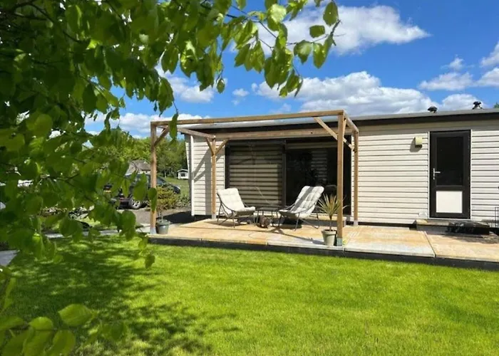 Chalet Amber - heerlijk ruim chalet met omheinde tuin, in het Drents-Friese Wold